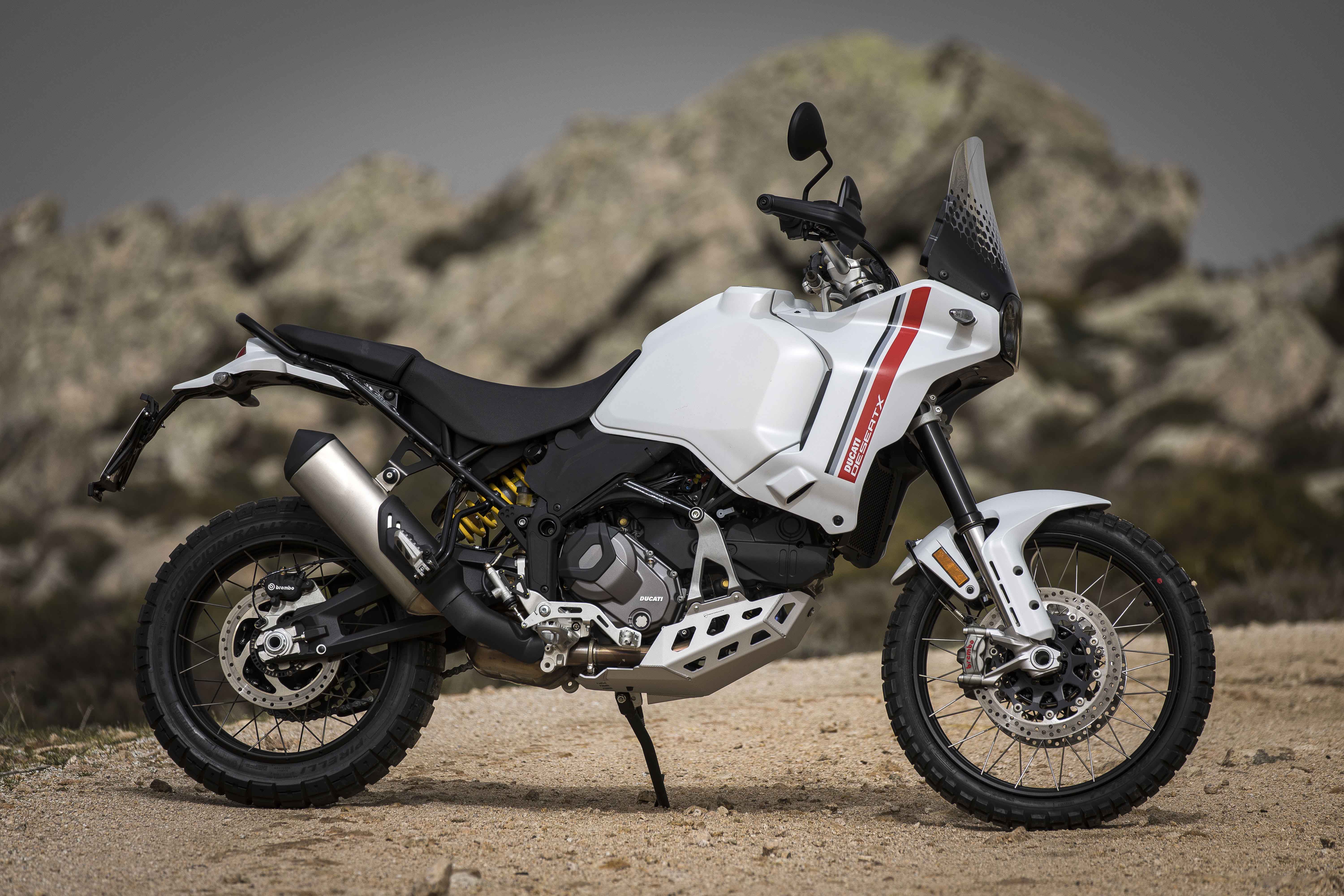 Ducati Desert X 2022 sắp về Việt Nam, có giá bán gần 600 triệu đồng